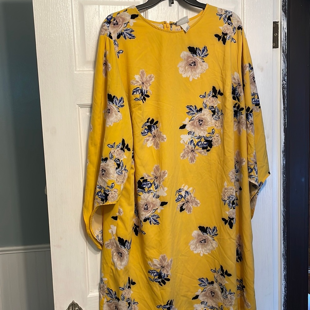 Yellow dress